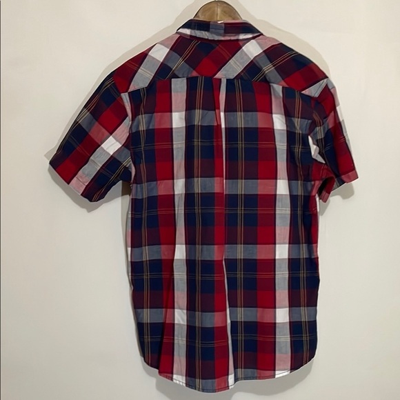 Levi's Men's Red and Blue Plaid Shirt 
Size Medium - Picture 2 of 8